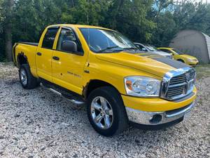 lot 1 image: 2007 Dodge Ram 1500 Big Horn Edition 4x4