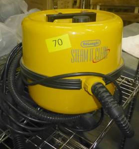 lot 70 image: DeLonghi steam cleaner