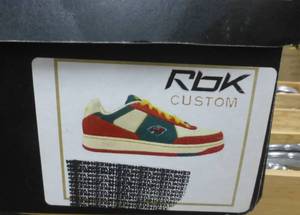lot 71 image: Reebok Minnesota Wild tennis shoes Mens 10-12