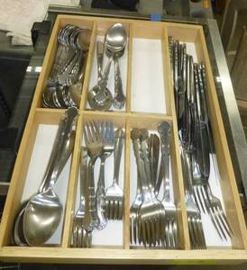 lot 72 image: Tray of silverware