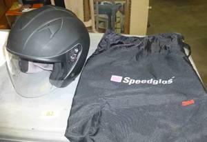 lot 82 image: 3M Speedglas welding helmet size Large, basically new