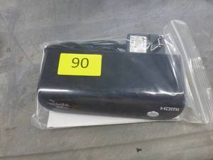 lot 90 image: Rocketfish HDMI splitter - plug 4 HDMI devices into one