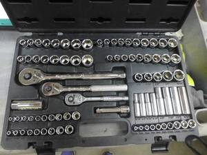 lot 99 image: Westward socket and ratchet set