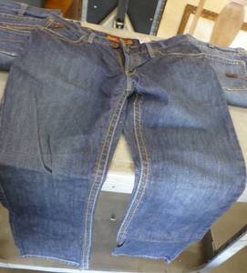 lot 148 image: Ariat Fire Retardant Jeans 34x30