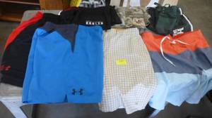 lot 149 image: Seven Pair of Mens shorts size Med including 2 Under Armour