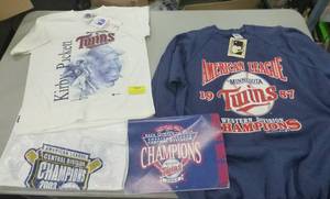 lot 161 image: Twins collection - Sweatshirt, tshirt, bags, 7 homer hankies, bat