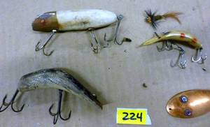 lot 224 image: Vintage fishing lures