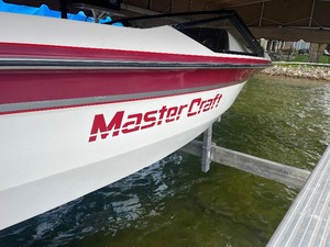 1987 Mastercraft Prostar 190