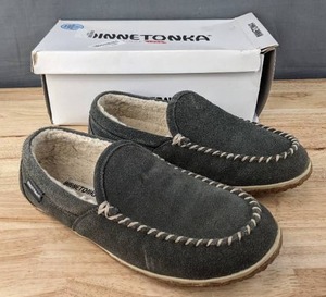 lot 91K image: Minnetonka Tilden Moccasin Mens Size 11W Grey N