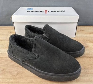 lot 85K image: Minnetonka Alden Slippers Mens Size 10M Charcoal N