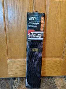 lot 429 image: New Star Wars Auto Sunshade Extra Insulated P