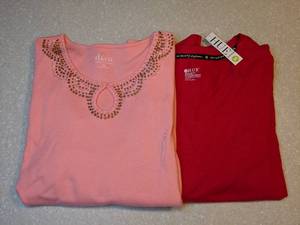 lot 437 image: New Womens Tops denim & Company Hue  Salmon Red Size Medium P