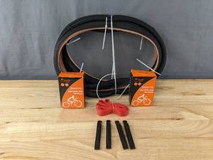 lot 138 image: New YunSCM Bike Tire Kit B