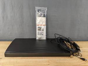 lot 75 image: Indoor Outdoor HDTV Antenna B