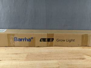 lot 80K image: New Barrina 48 LED Grow Light B