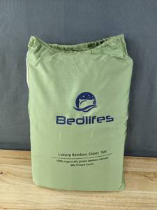 lot 191 image: New Bedlifes Sateen Luxury 400 Thread Count Sheet Set, Sage Green B