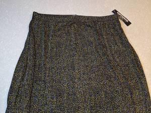 lot 458 image: New Softwear Petites by Mark Singer Ankle Length Skirt Black Yellow Blue Womens Size Medium P