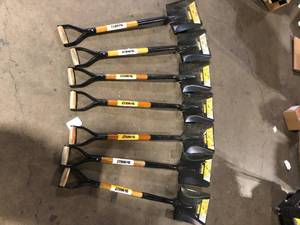 Lot of Dewalt Transfer  Shovels  Customer Returns See Pictures