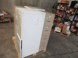 lot 106 image: Pallet of Store Overstock Store and Ecommerce Product and Returns - Office Furniture