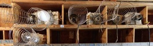 lot 19 image: 6 Commercial Light Fixtures