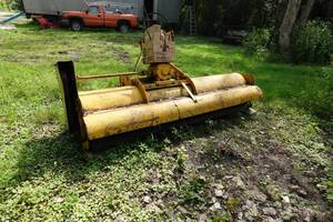 lot 1B image: Carlson 7-12 Flail Mower