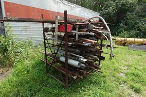 lot 54 image: Heavy Duty Rack with Scrap Steel