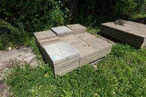 lot 319 image: Landscape Pavers