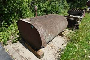 lot 321 image: Large Fuel Oil Tank