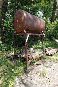 lot 63 image: Fuel Tank with Nozzle and Stand