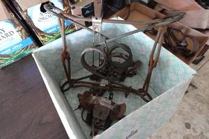lot 206 image: Assorted Animal Traps
