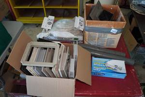 lot 203A image: Central Vac System Wall Plates and Accessories