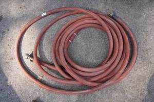 lot 66 image: Heavy Duty Air Hose