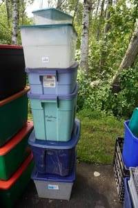 lot 266 image: Plastic Bins with Lids