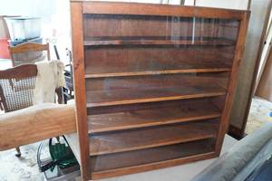 lot 239 image: Wood Display Case