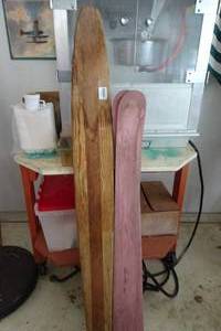 lot 112 image: Wood Skis