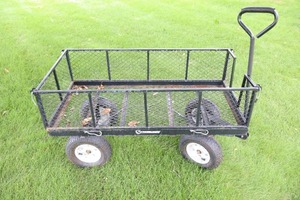 lot 6 image: Strongway Garden Wagon w Folding Side Panels...