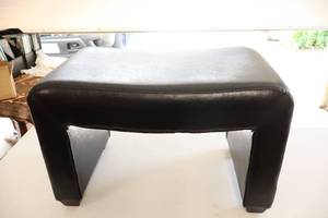 lot 96 image: Brown Leather Ottoman