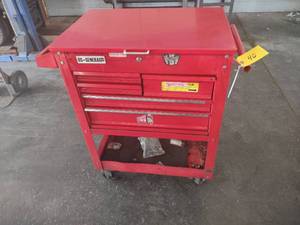 lot 40 image: U.S. General 5 Drawer Tool Cart...