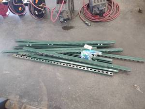 lot 61 image: Assorted Unistrut approx. 63...