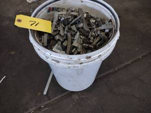 lot 71 image: Five Gallon Bucket with Wheel Weigh...