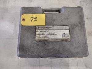 lot 75 image: Evercraft Ball Joint Press...