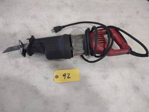 lot 92 image: Milwaukee Heavy Duty Sawzall...