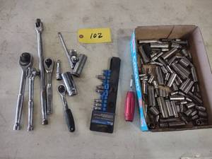 lot 102 image: Assorted Ratchets & Sockets...