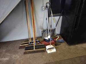 lot 120 image: Assorted Brooms & Shovel...