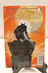 lot 86 image: Moon Knight Graphic Novel by Bendis & Maleev