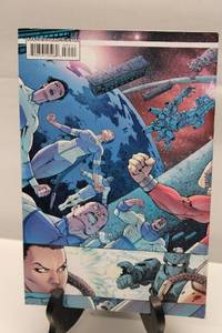lot 447 image: Invincible Issue #75 The Viltrumite War Comic Book