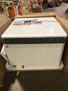 GE 18,300 BTU 230208V Window Air Conditioner Cools 1000 Sq. Ft. with ENERGY STAR,Wi-Fi and Remote in White   Customer Returns See Pictures