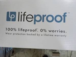 lot 9 image: 12 ctns Life Proof Shadow Hickory R...