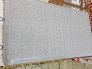 lot 15 image: Style well 20x 36 Comfort Mat...