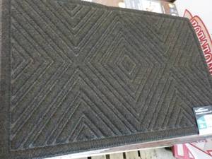 lot 20 image: Traffic Master Heavy Duty Commercia...